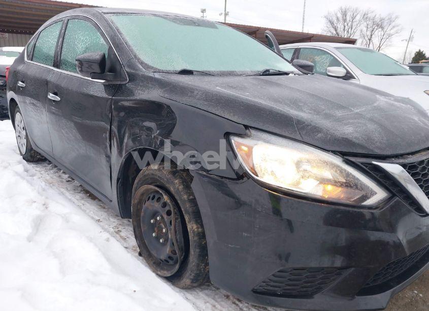 Photo 6 of 2019 Nissan Sentra S (VIN 3N1AB7AP4KY232311)