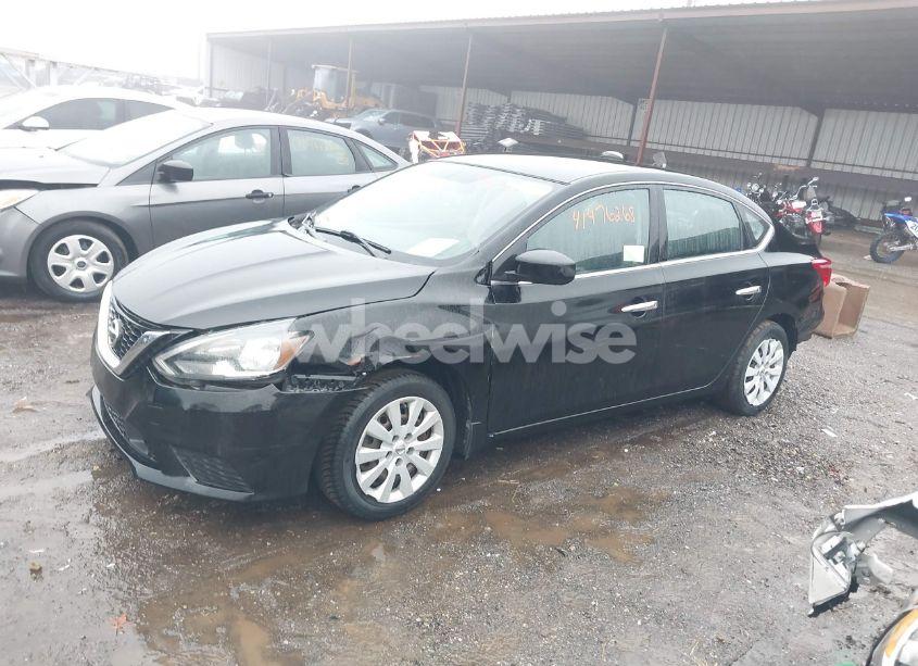 Photo 2 of 2019 Nissan Sentra S (VIN 3N1AB7AP4KY256687)