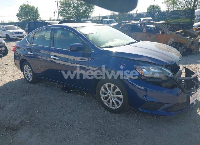 2019 Nissan Sentra SV (VIN 3N1AB7AP4KY259699) main photo