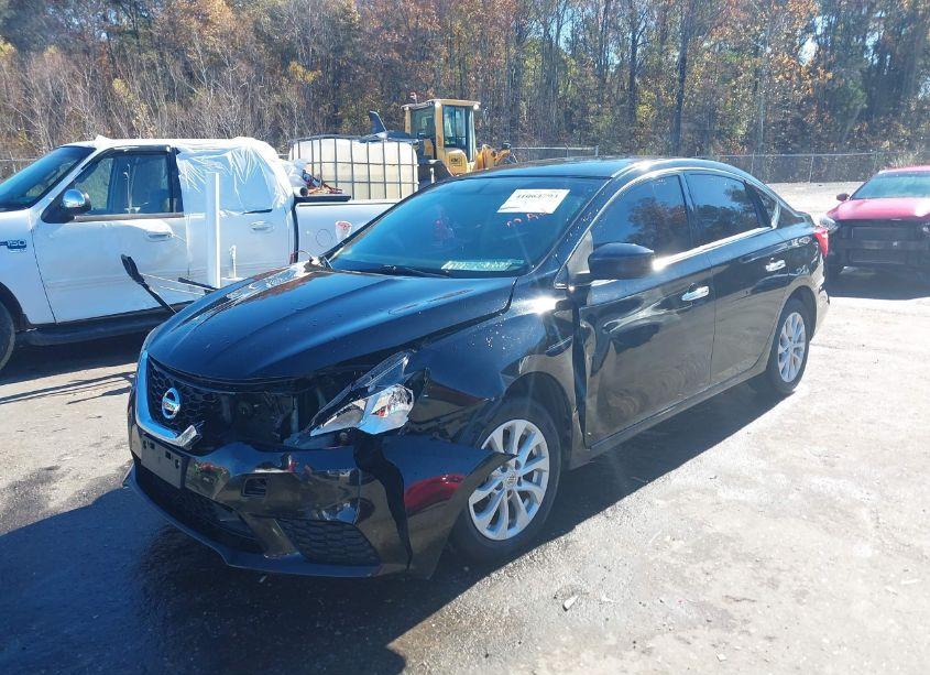Photo 2 of 2019 Nissan Sentra SV (VIN 3N1AB7AP4KY295604)
