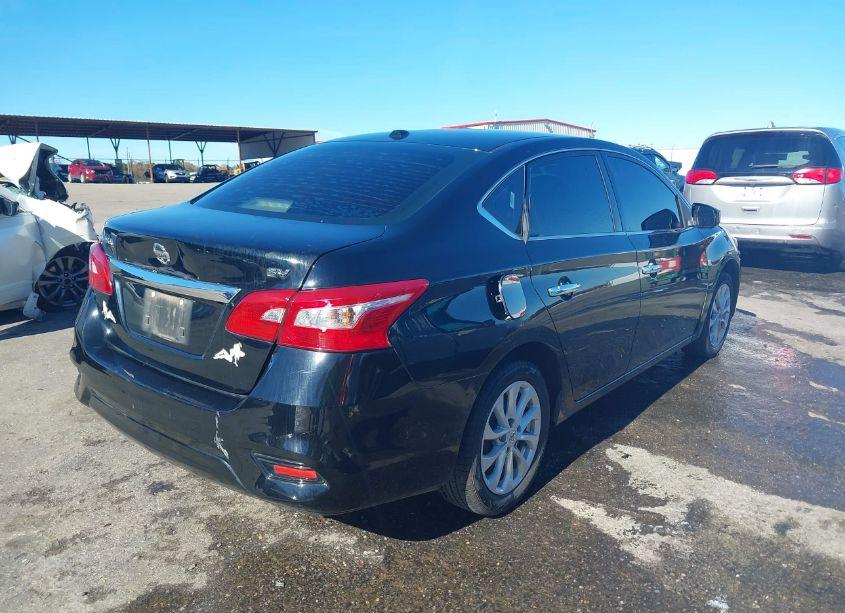 Photo 4 of 2019 Nissan Sentra SV (VIN 3N1AB7AP4KY295604)