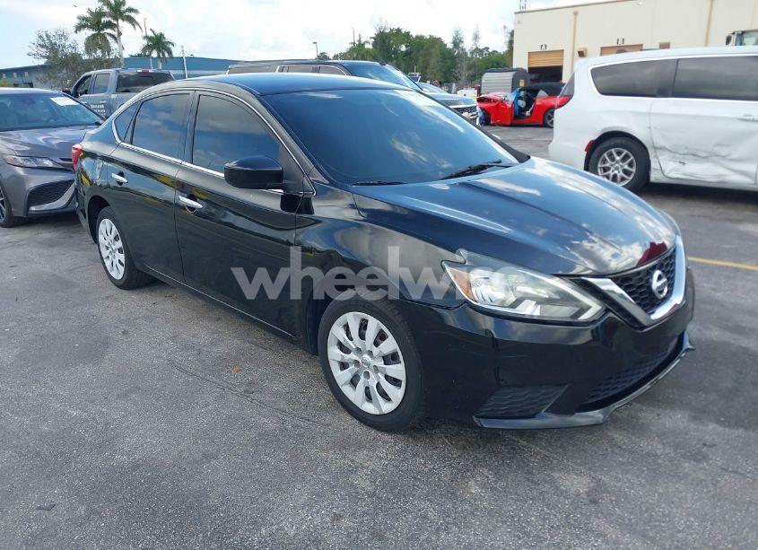 2019 Nissan Sentra S (VIN 3N1AB7AP4KY299121) main photo