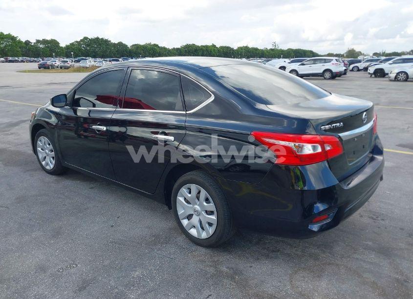 Photo 3 of 2019 Nissan Sentra S (VIN 3N1AB7AP4KY299121)