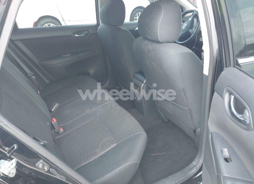 Photo 8 of 2019 Nissan Sentra S (VIN 3N1AB7AP4KY299121)