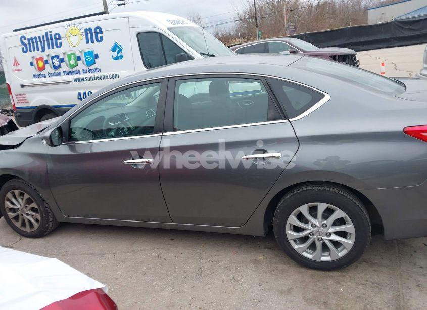 Photo 14 of 2019 Nissan Sentra SV (VIN 3N1AB7AP4KY301210)