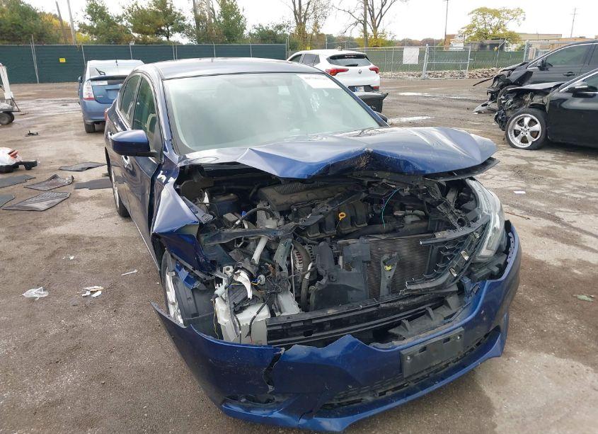 2019 Nissan Sentra S (VIN 3N1AB7AP4KY301272) main photo