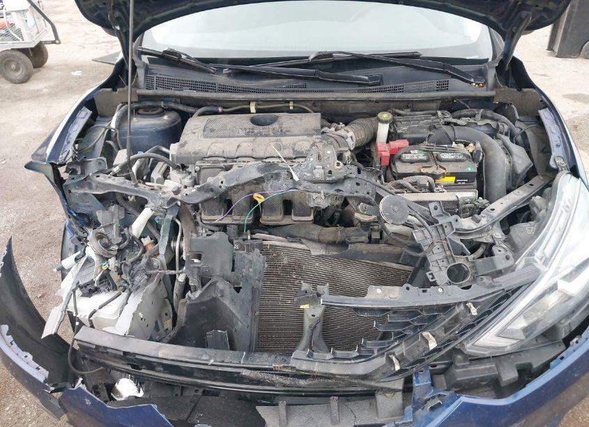 Photo 10 of 2019 Nissan Sentra S (VIN 3N1AB7AP4KY301272)