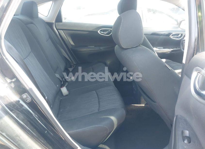 Photo 8 of 2019 Nissan Sentra SV (VIN 3N1AB7AP4KY301918)