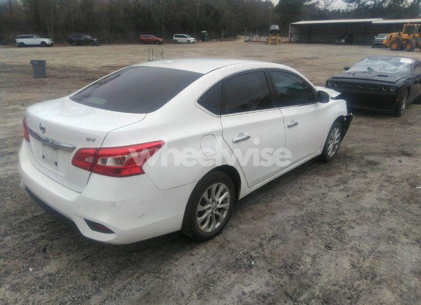 Photo 4 of 2019 Nissan Sentra SV (VIN 3N1AB7AP4KY311509)