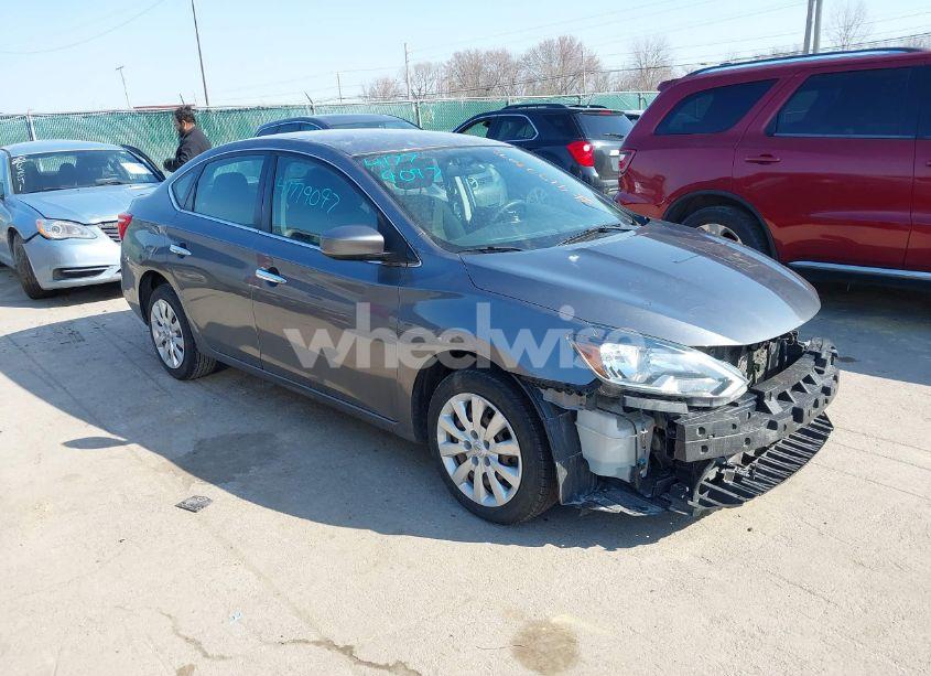 2019 Nissan Sentra S (VIN 3N1AB7AP4KY313275) main photo