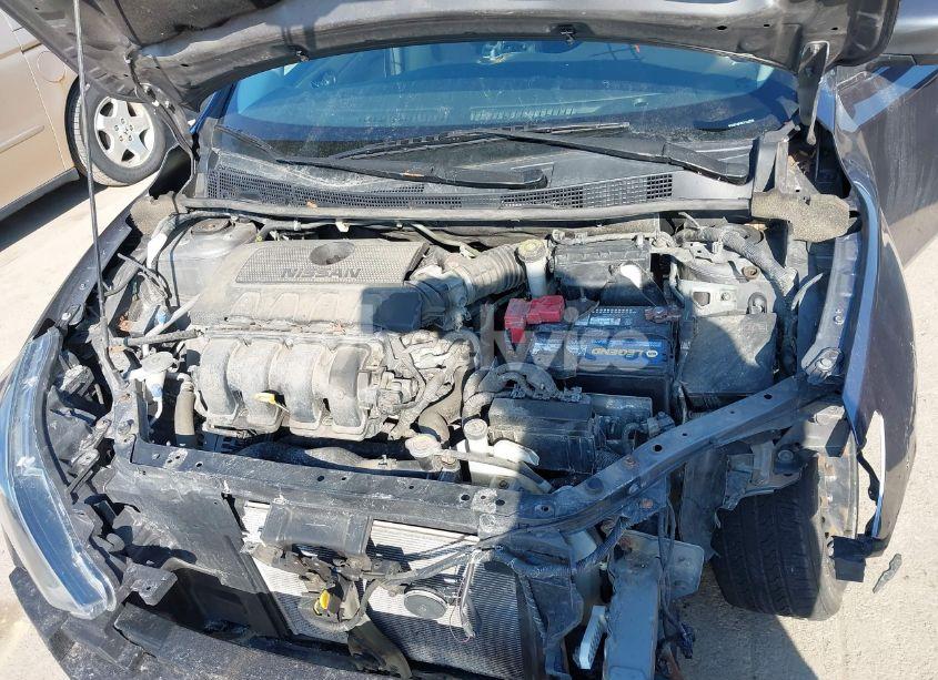 Photo 10 of 2019 Nissan Sentra S (VIN 3N1AB7AP4KY313275)