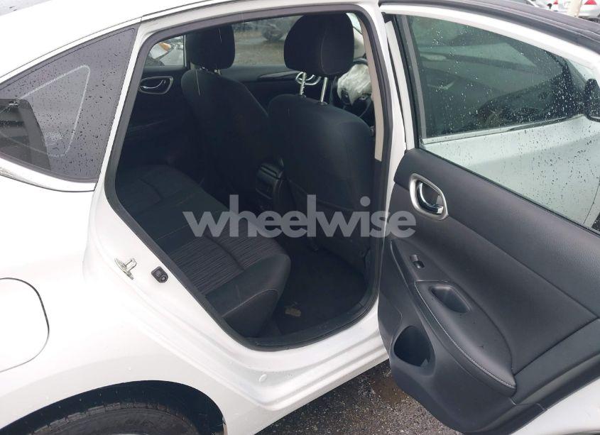 Photo 8 of 2019 Nissan Sentra SV (VIN 3N1AB7AP4KY320890)