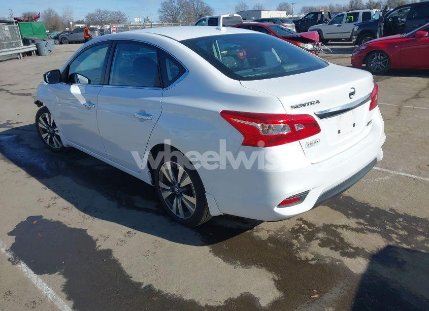 Photo 3 of 2019 Nissan Sentra SV (VIN 3N1AB7AP4KY331727)