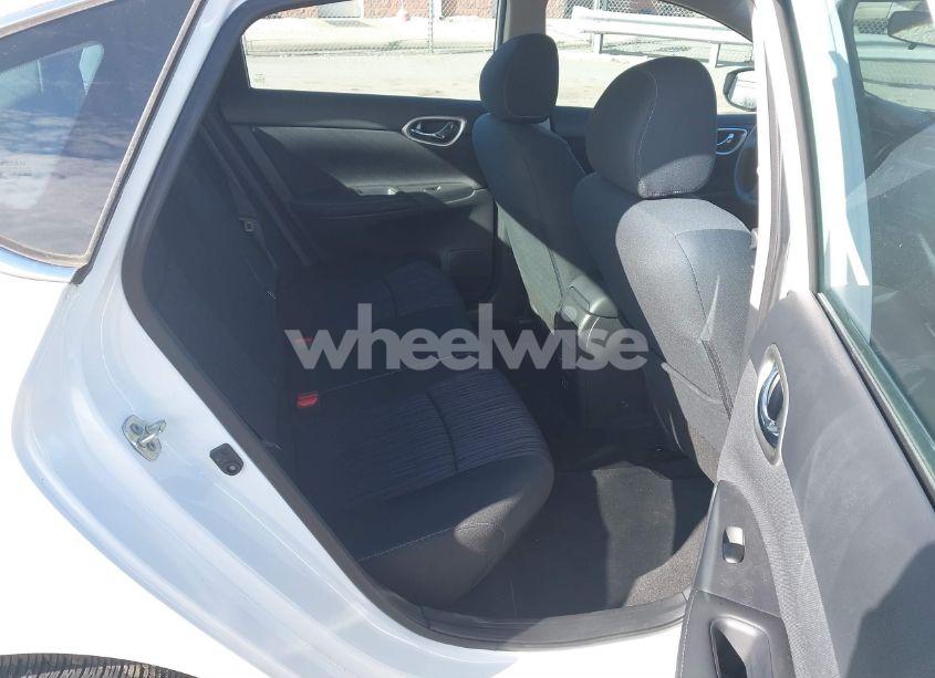 Photo 8 of 2019 Nissan Sentra SV (VIN 3N1AB7AP4KY331727)