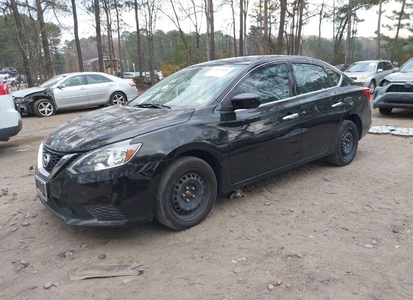 Photo 2 of 2019 Nissan Sentra S (VIN 3N1AB7AP4KY344669)