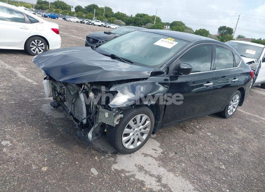 Photo 2 of 2019 Nissan Sentra S (VIN 3N1AB7AP4KY345692)