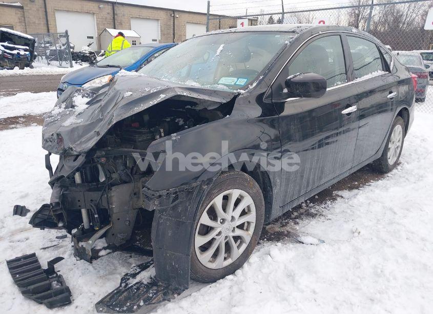 Photo 2 of 2019 Nissan Sentra SV (VIN 3N1AB7AP4KY347880)