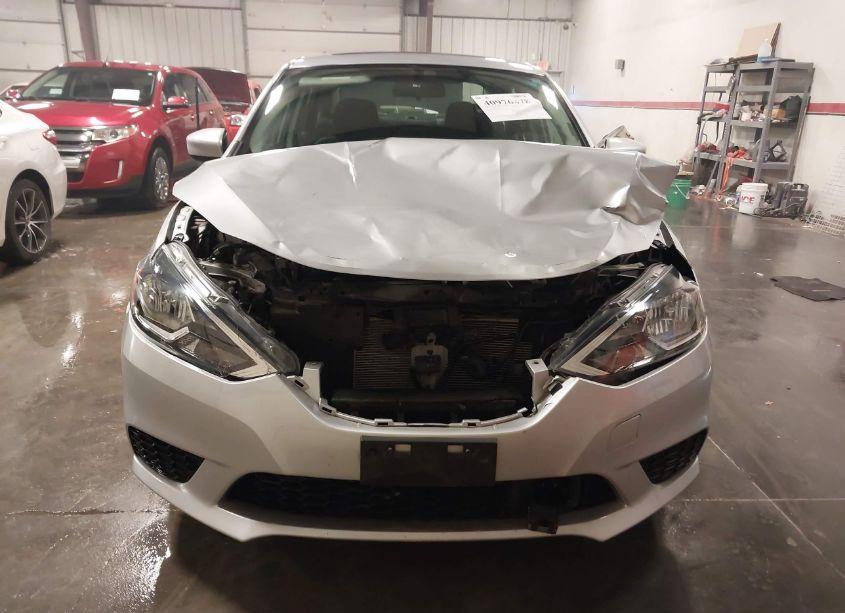 Photo 13 of 2019 Nissan Sentra SV (VIN 3N1AB7AP4KY350942)