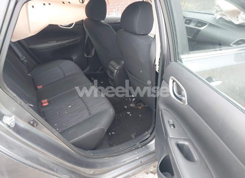 Photo 8 of 2019 Nissan Sentra SV (VIN 3N1AB7AP4KY364162)