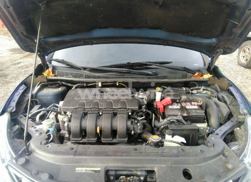 Photo 10 of 2019 Nissan Sentra SR (VIN 3N1AB7AP4KY371550)