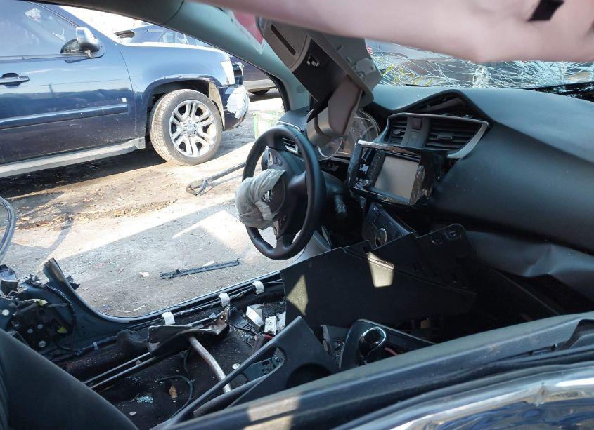 Photo 5 of 2019 Nissan Sentra SV (VIN 3N1AB7AP4KY384556)