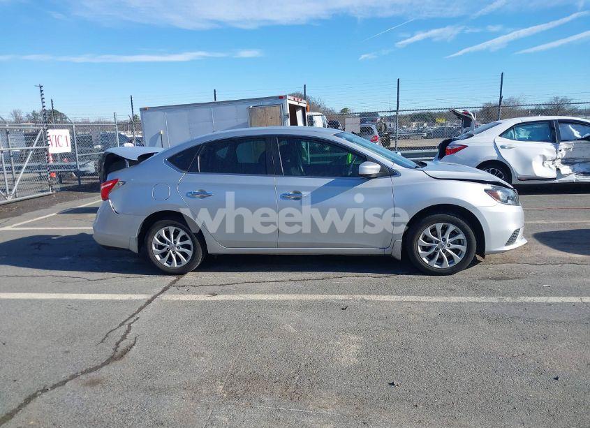 Photo 13 of 2019 Nissan Sentra SV (VIN 3N1AB7AP4KY395430)