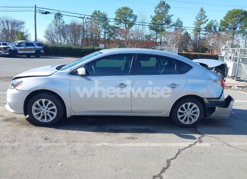 Photo 14 of 2019 Nissan Sentra SV (VIN 3N1AB7AP4KY395430)