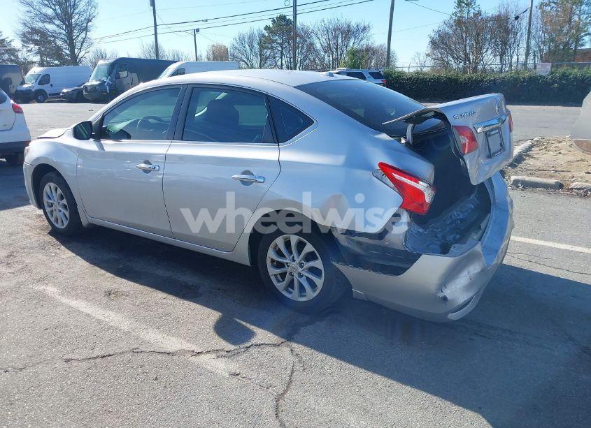 Photo 3 of 2019 Nissan Sentra SV (VIN 3N1AB7AP4KY395430)