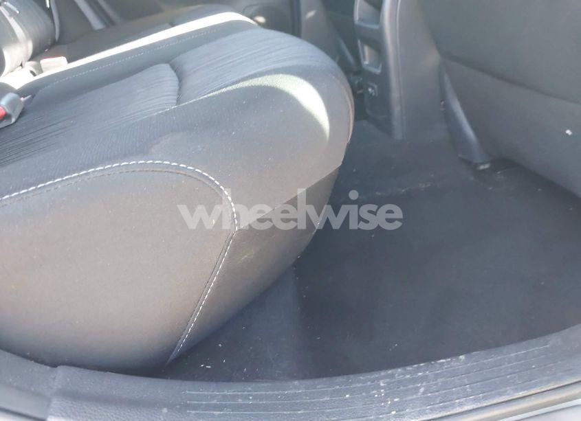 Photo 8 of 2019 Nissan Sentra SV (VIN 3N1AB7AP4KY395430)