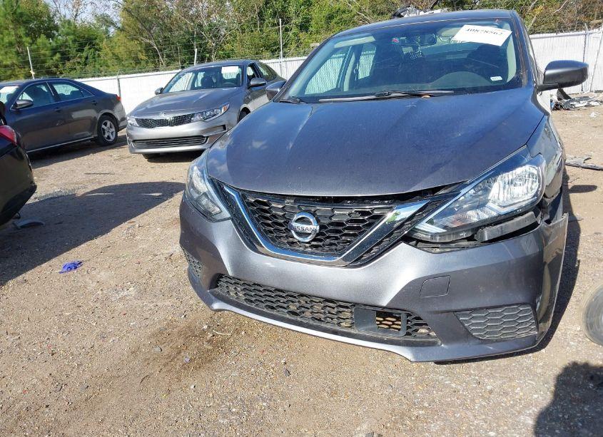 Photo 6 of 2019 Nissan Sentra S (VIN 3N1AB7AP4KY395928)