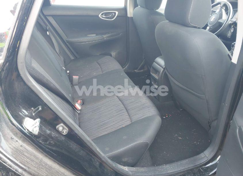 Photo 8 of 2019 Nissan Sentra SV (VIN 3N1AB7AP4KY397601)