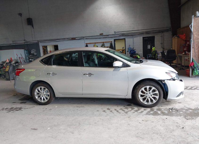 Photo 14 of 2019 Nissan Sentra SV (VIN 3N1AB7AP4KY397856)