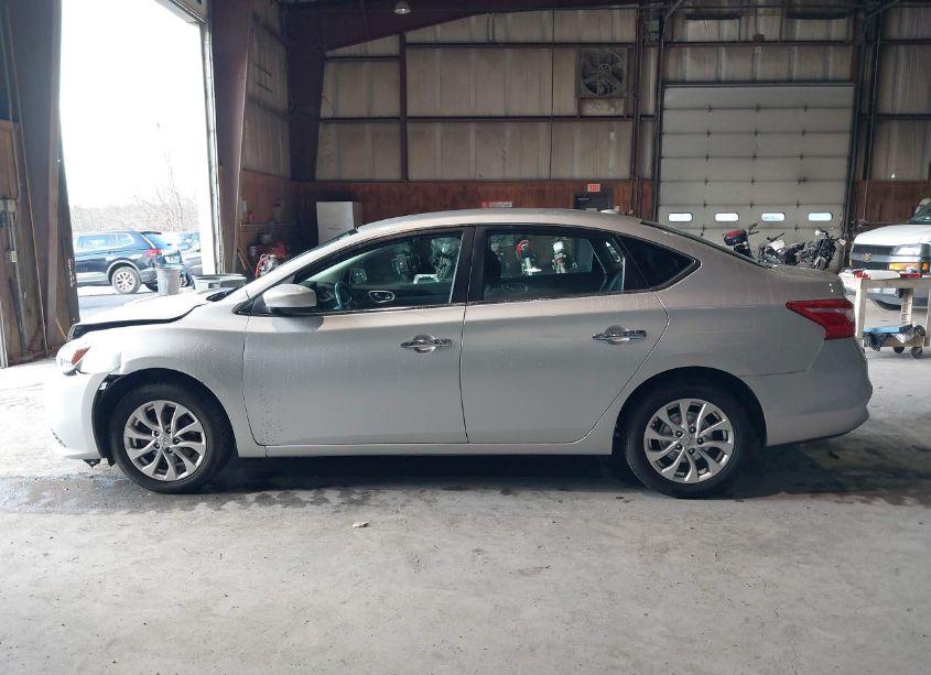 Photo 15 of 2019 Nissan Sentra SV (VIN 3N1AB7AP4KY397856)