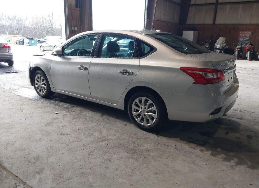 Photo 3 of 2019 Nissan Sentra SV (VIN 3N1AB7AP4KY397856)