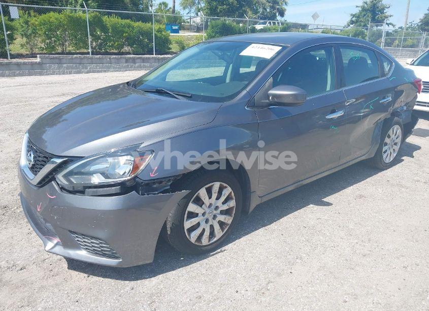 Photo 2 of 2019 Nissan Sentra S (VIN 3N1AB7AP4KY398327)