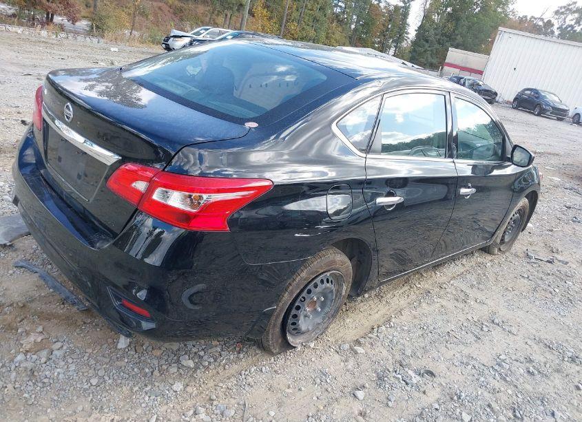 Photo 4 of 2019 Nissan Sentra S (VIN 3N1AB7AP4KY410038)