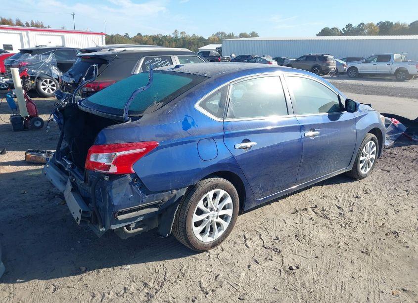 Photo 4 of 2019 Nissan Sentra SV (VIN 3N1AB7AP4KY436297)