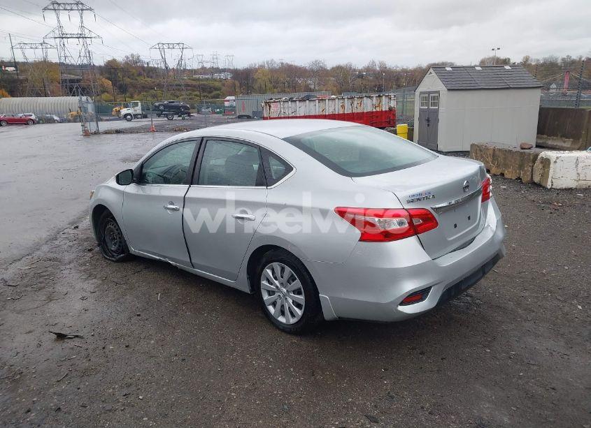 Photo 3 of 2019 Nissan Sentra S (VIN 3N1AB7AP4KY436686)
