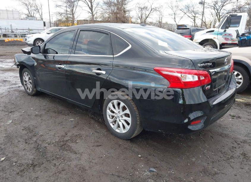 Photo 3 of 2019 Nissan Sentra SV (VIN 3N1AB7AP4KY447056)