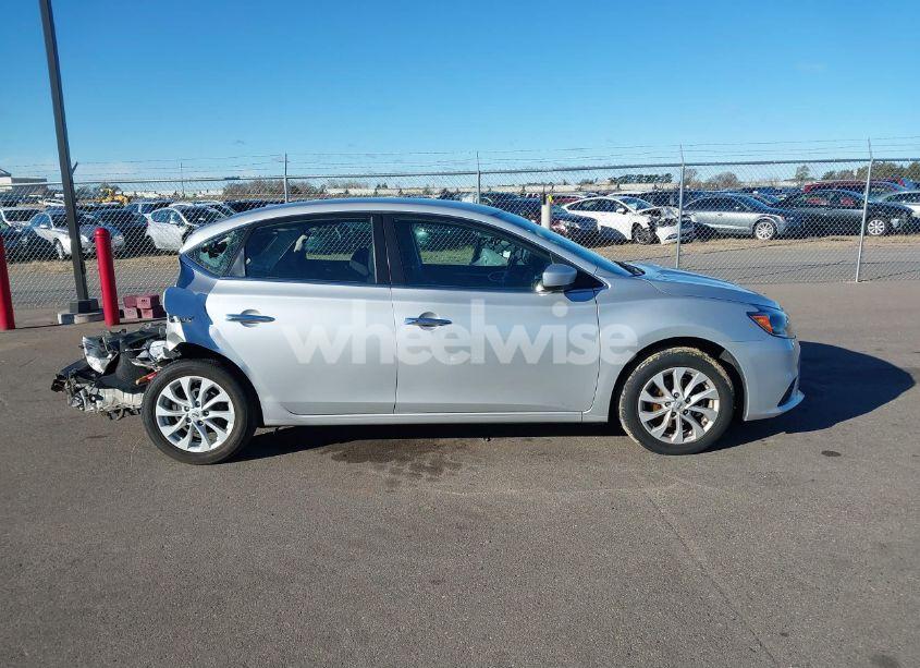 Photo 13 of 2019 Nissan Sentra SV (VIN 3N1AB7AP4KY450183)