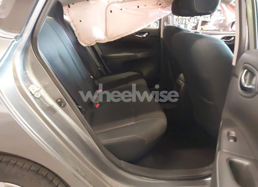 Photo 8 of 2019 Nissan Sentra S (VIN 3N1AB7AP4KY450295)