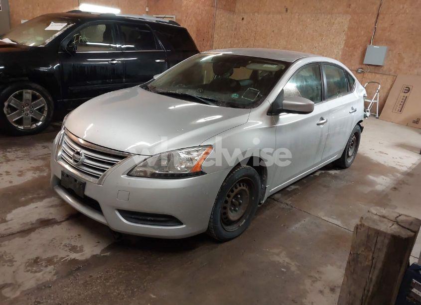 Photo 2 of 2013 Nissan Sentra SV (VIN 3N1AB7AP5DL708582)