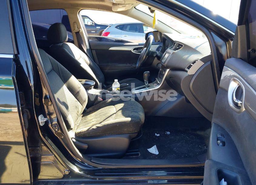 Photo 5 of 2013 Nissan Sentra SR (VIN 3N1AB7AP5DL731442)