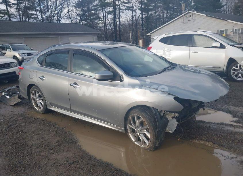 2013 Nissan Sentra SR (VIN 3N1AB7AP5DL765509) main photo