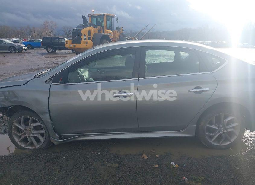 Photo 15 of 2013 Nissan Sentra SR (VIN 3N1AB7AP5DL765509)