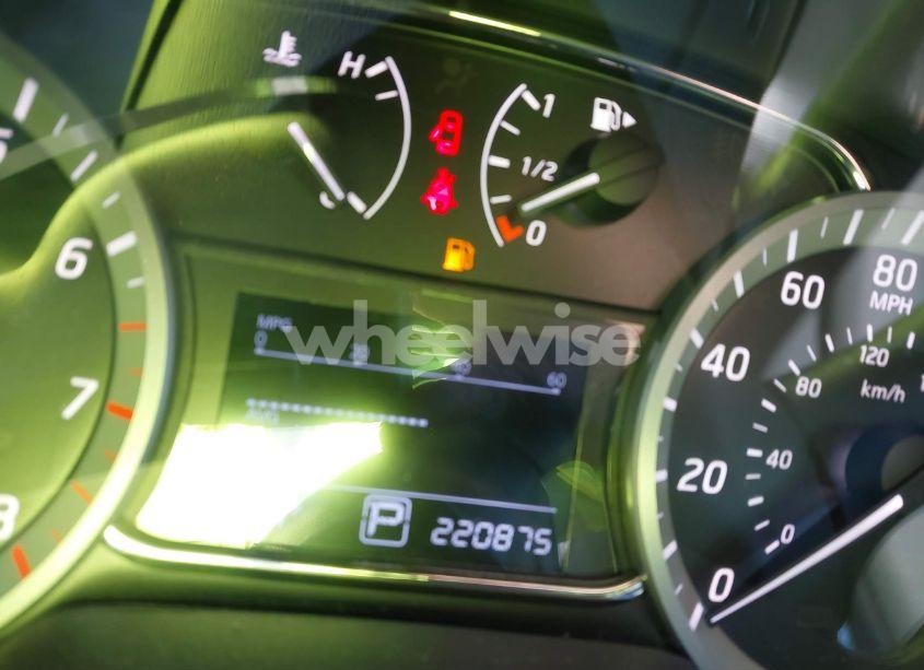 Photo 15 of 2013 Nissan Sentra SR (VIN 3N1AB7AP5DL769866)