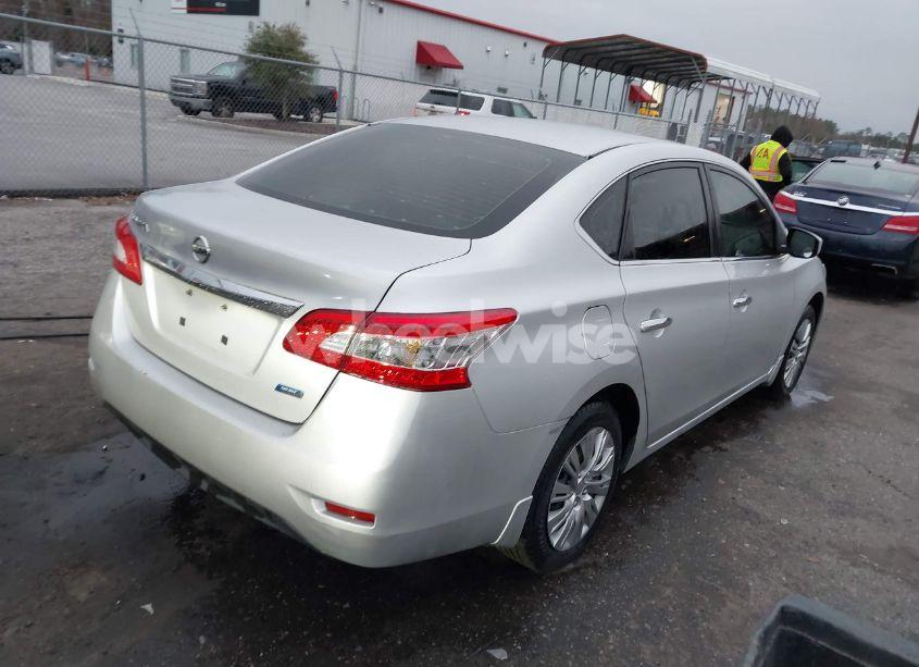 Photo 4 of 2014 Nissan Sentra S (VIN 3N1AB7AP5EL689842)