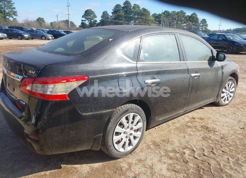 Photo 4 of 2014 Nissan Sentra (VIN 3N1AB7AP5EY235366)