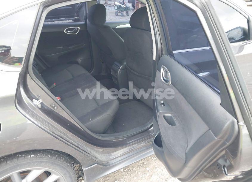 Photo 8 of 2014 Nissan Sentra SR (VIN 3N1AB7AP5EY273938)