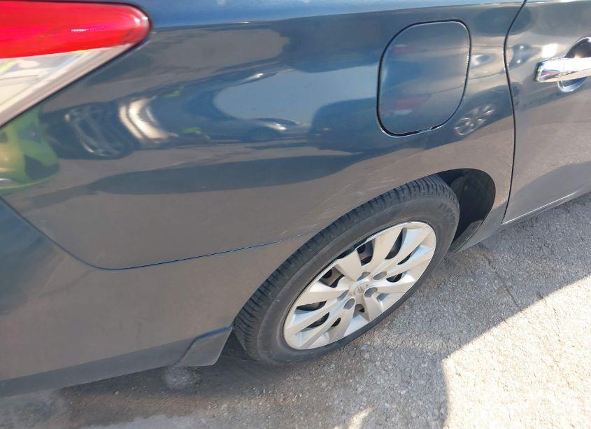 Photo 6 of 2015 Nissan Sentra SV (VIN 3N1AB7AP5FL687798)